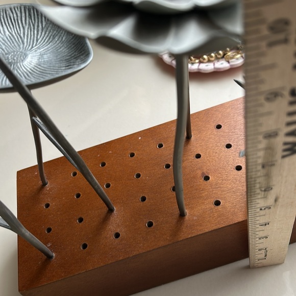 Wood and metal jewelry organizer - Picture 8 of 8